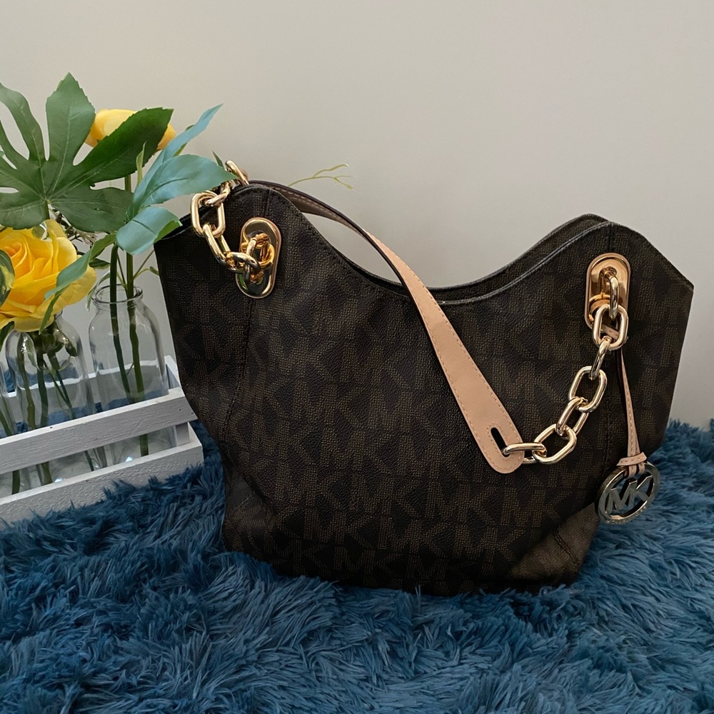Michael Kors genuine leather with chain
